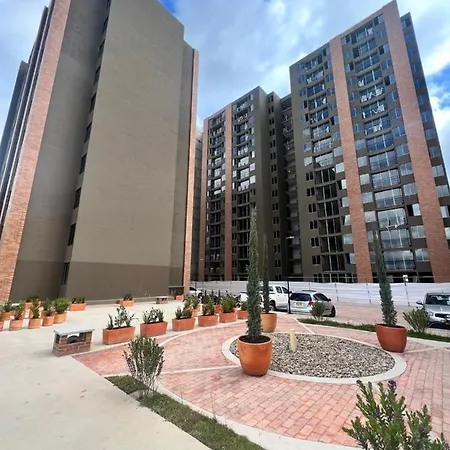 Nuevo Apartamento Frente Al Centro Comercial Viva Tunja Exterior photo